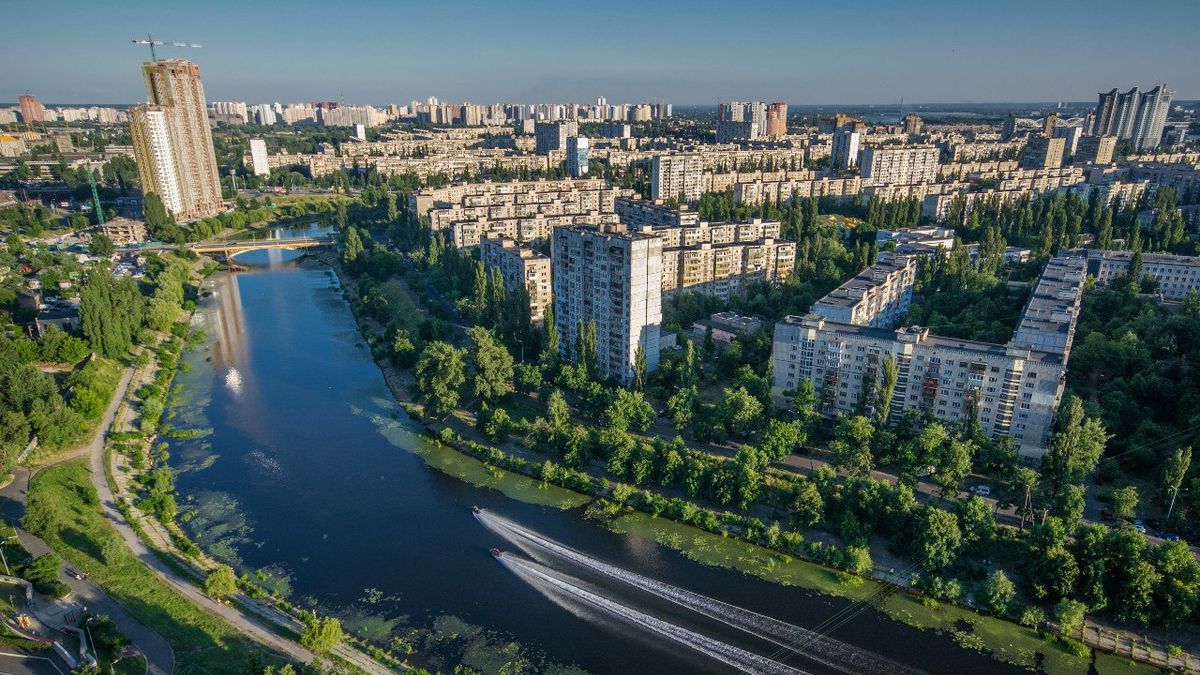 У столиці відремонтують мости через Русанівський канал