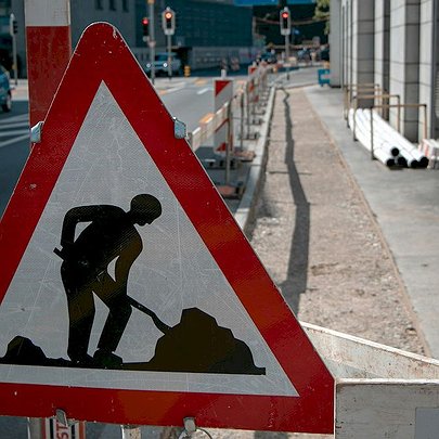 У кількох районах Києва обмежать рух, а у центрі змінять маршрути тролейбусів - 412x412