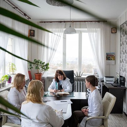 Радянська каральна психіатрія, стереотипи та реальна допомога: чим живе сучасна лікарня Павлова - 412x412