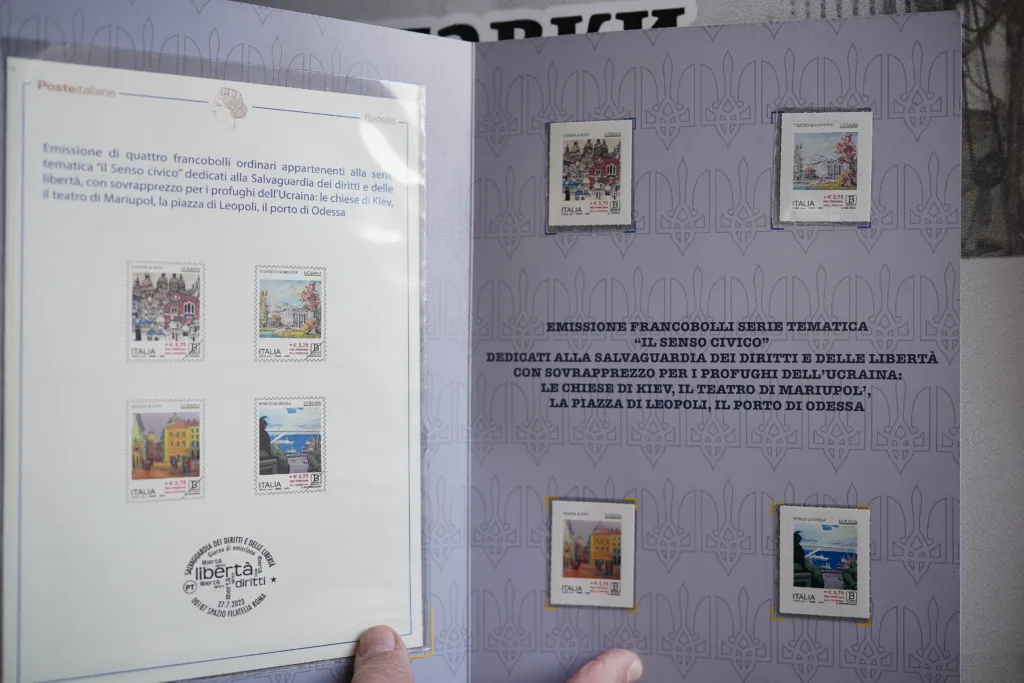 Поштові марки Італії прикрасили картини українських художників: на них ...